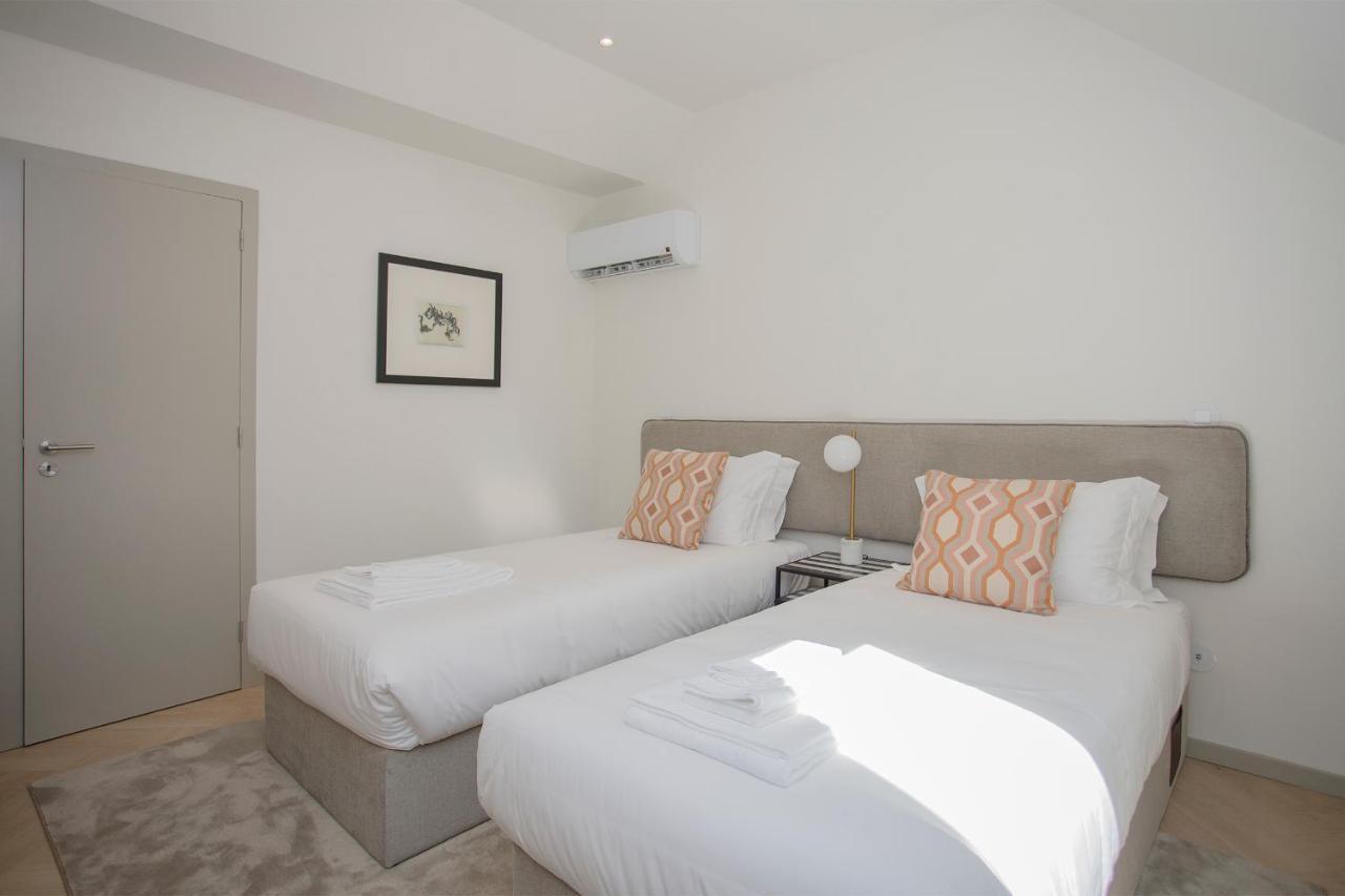 Liiiving In Porto - Luxury Beachfront Apartments Eksteriør billede