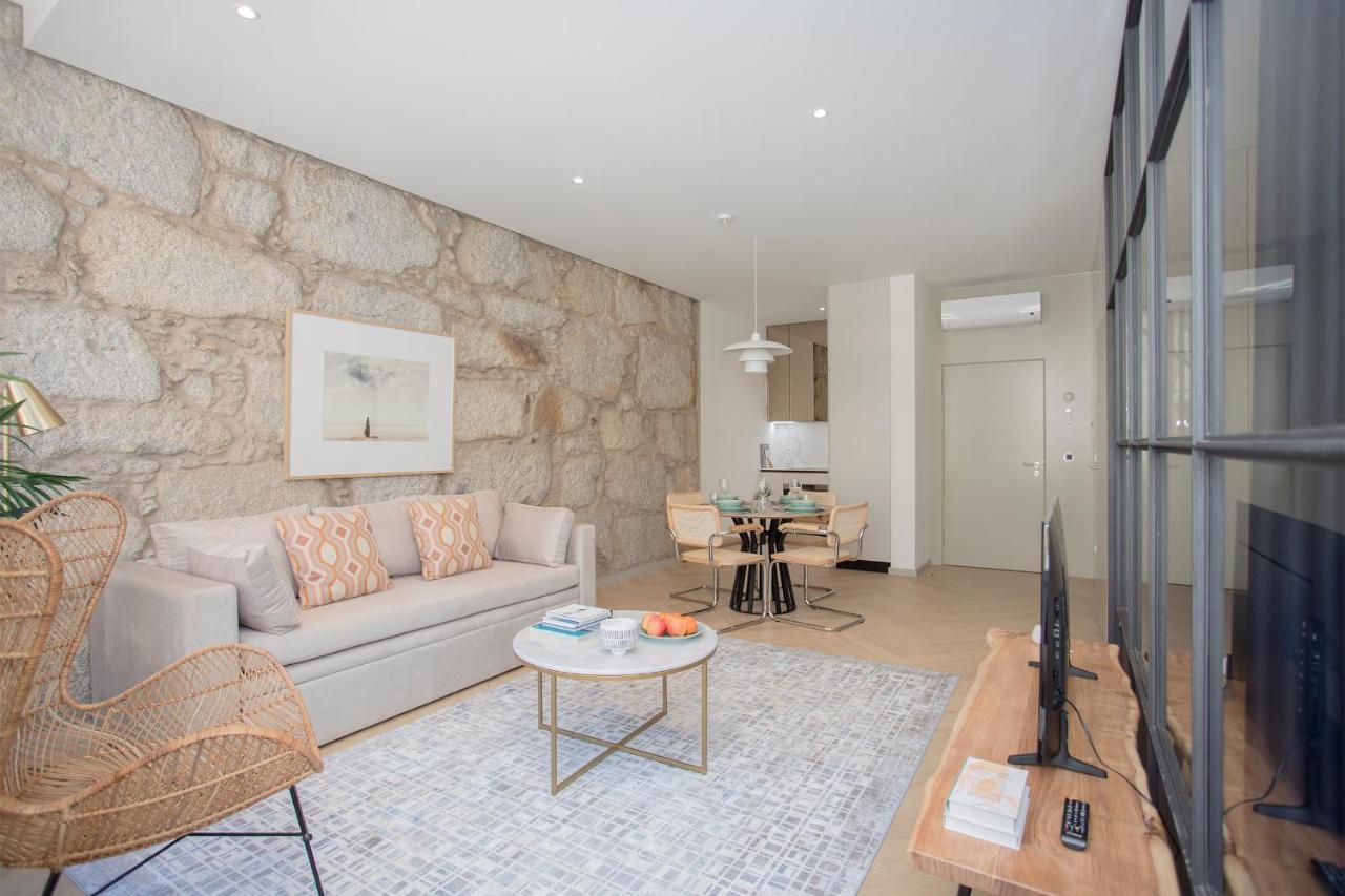 Liiiving In Porto - Luxury Beachfront Apartments Eksteriør billede